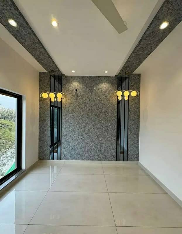 7.5 Marla Ultra Modern Luxurious Triple Story House Available For Sale In Buch Executive Villas Multan 13