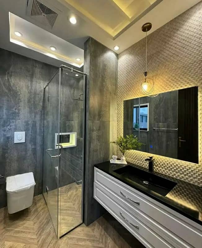 7.5 Marla Ultra Modern Luxurious Triple Story House Available For Sale In Buch Executive Villas Multan 15