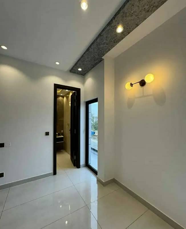 7.5 Marla Ultra Modern Luxurious Triple Story House Available For Sale In Buch Executive Villas Multan 16