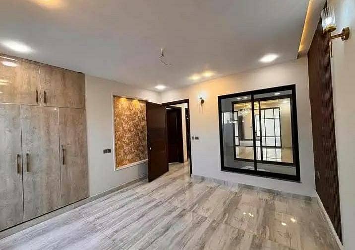 7.5 Marla Ultra Modern Luxurious Triple Story House Available For Sale In Buch Executive Villas Multan 25
