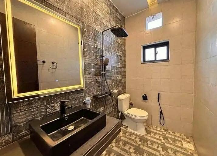 7.5 Marla Ultra Modern Luxurious Triple Story House Available For Sale In Buch Executive Villas Multan 27