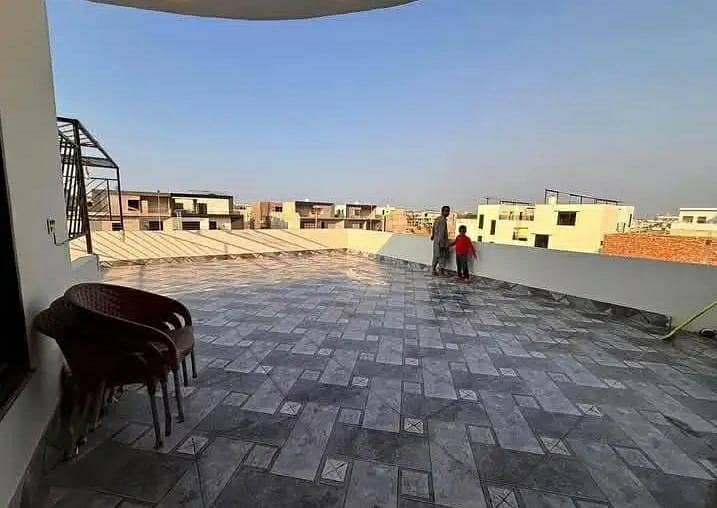 7.5 Marla Ultra Modern Luxurious Triple Story House Available For Sale In Buch Executive Villas Multan 31