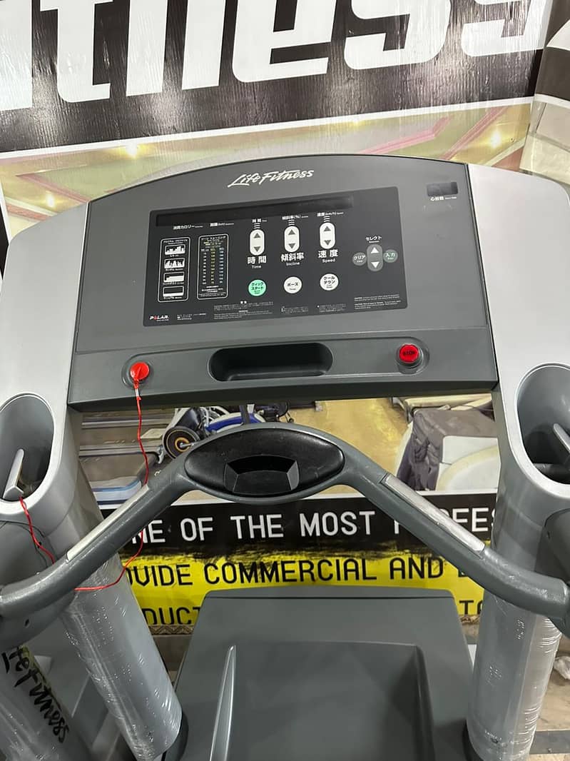Lifefitness USA Brand Commercial Treadmill || Life Fitness 95Ti 18