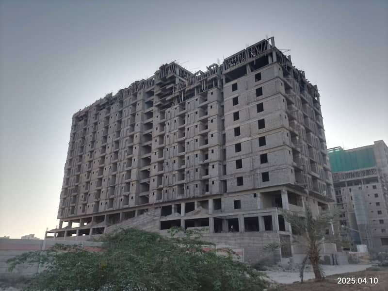 "CITY COMFORT" (4 Rooms), 2 Bed DD Lounge, 2 Bed lounge, Avail Special Discount, Best Investment Ever, Speedy Construction Going On. 0