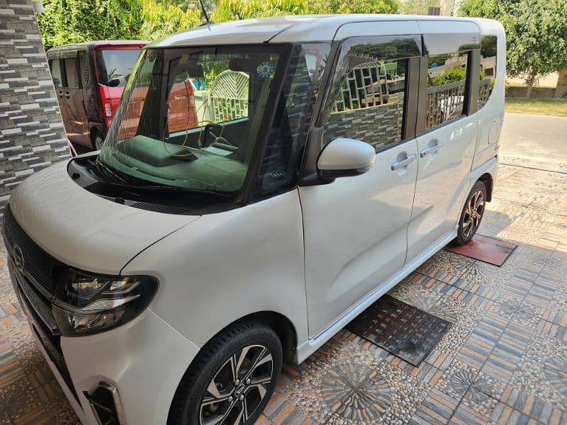 Daihatsu Tanto custom 2022 3