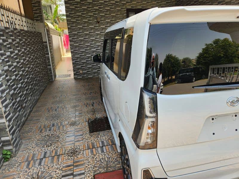 Daihatsu Tanto custom 2022 10