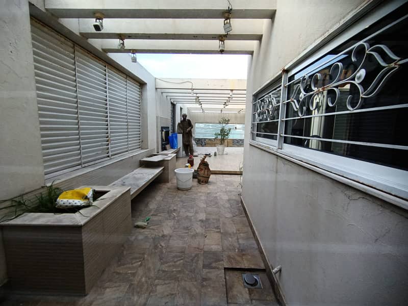 1KANAL NEWLY UPPER PORTION( LOWER PORTION LOCK )DHA PHASE 6 5