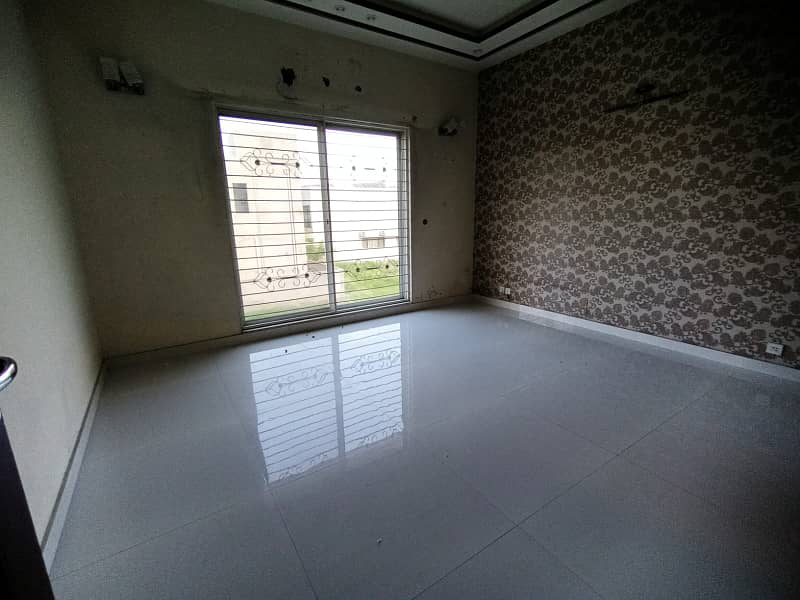 1KANAL NEWLY UPPER PORTION( LOWER PORTION LOCK )DHA PHASE 6 13