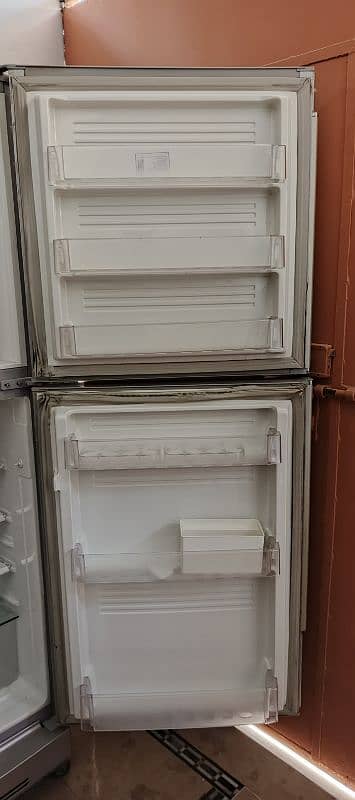 Used fridge/refrigerator for sale 2