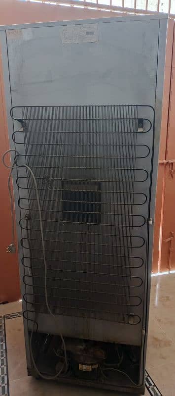 Used fridge/refrigerator for sale 4