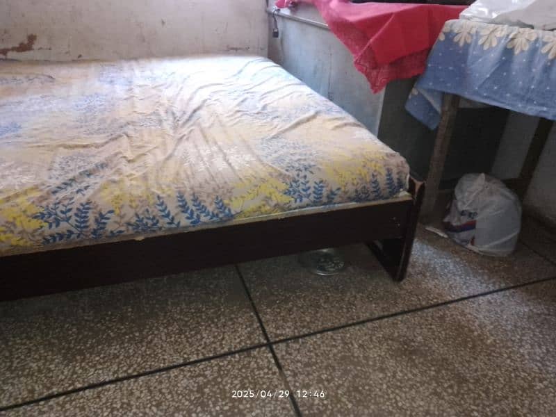 double bed 0