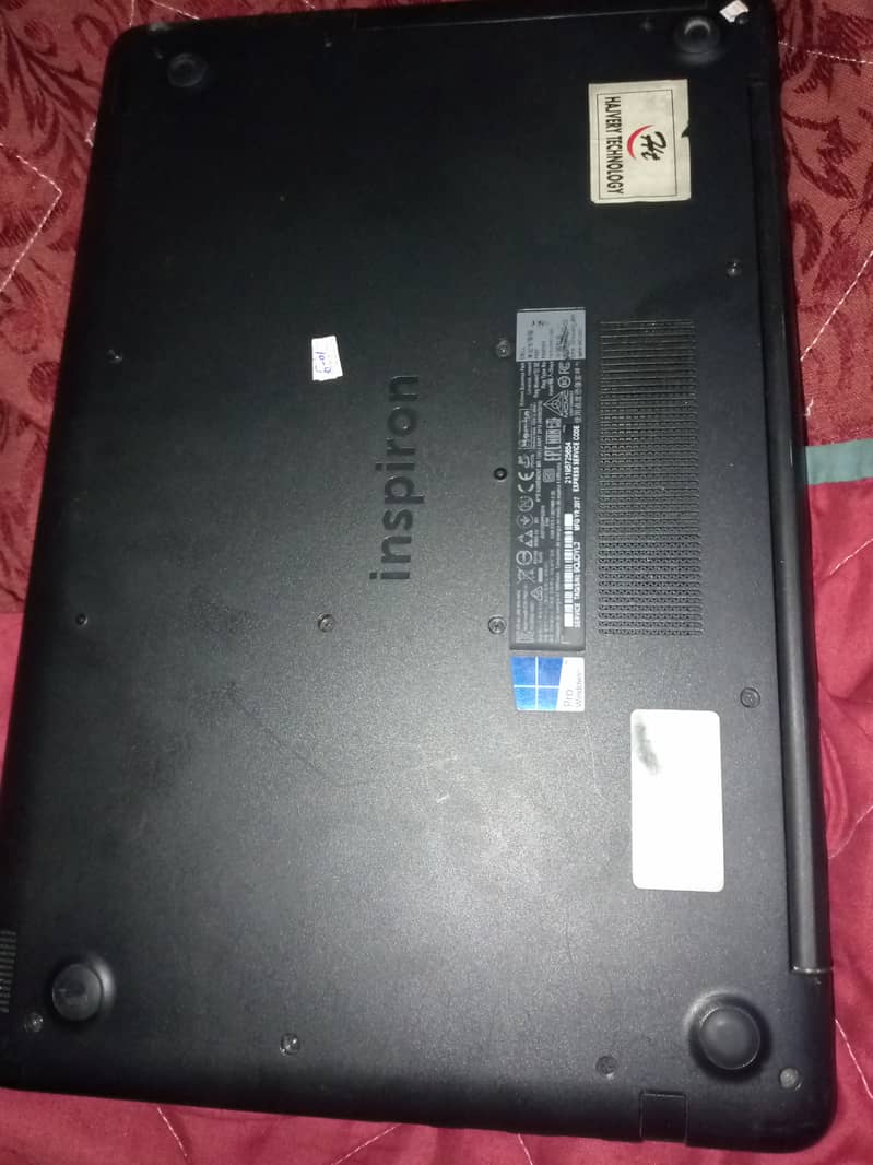Dell Inspiron | Core i5 | 4gb graphic card | 7th Gen | 8GB/256GB 2