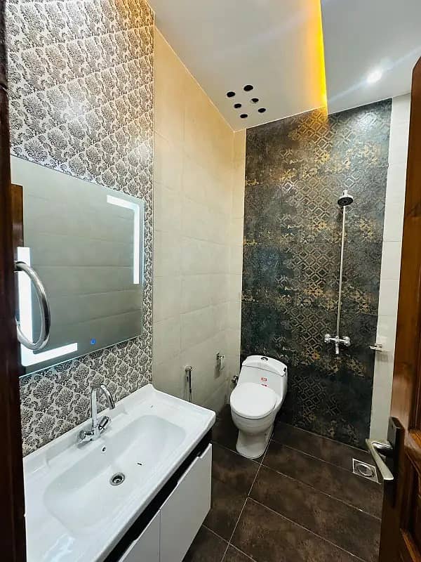 5M Brand New Full House Available For Rent 5