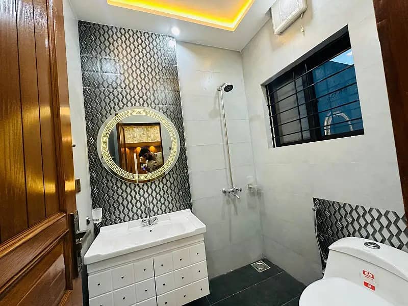 5M Brand New Full House Available For Rent 6