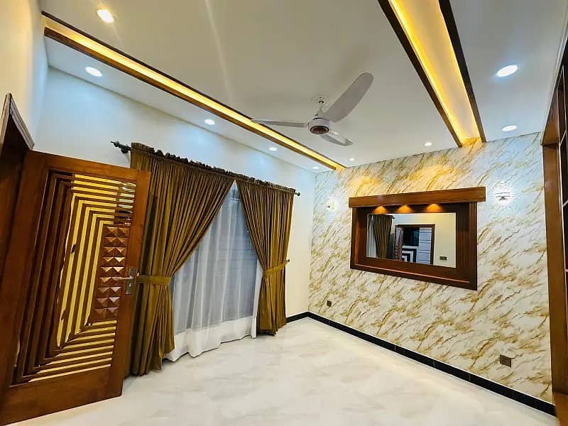 5M Brand New Full House Available For Rent 12