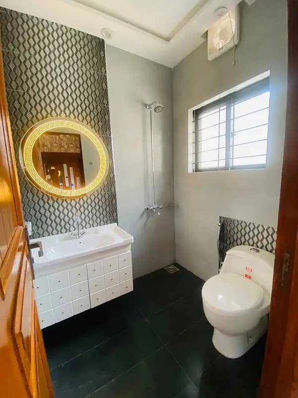 5M Brand New Full House Available For Rent 18