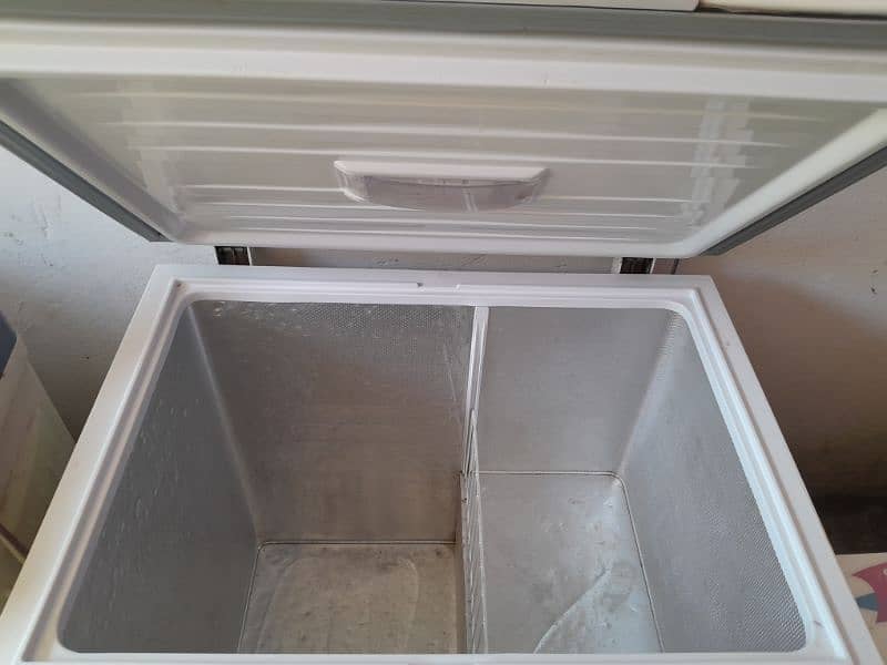 single door deep freezer for sale 1