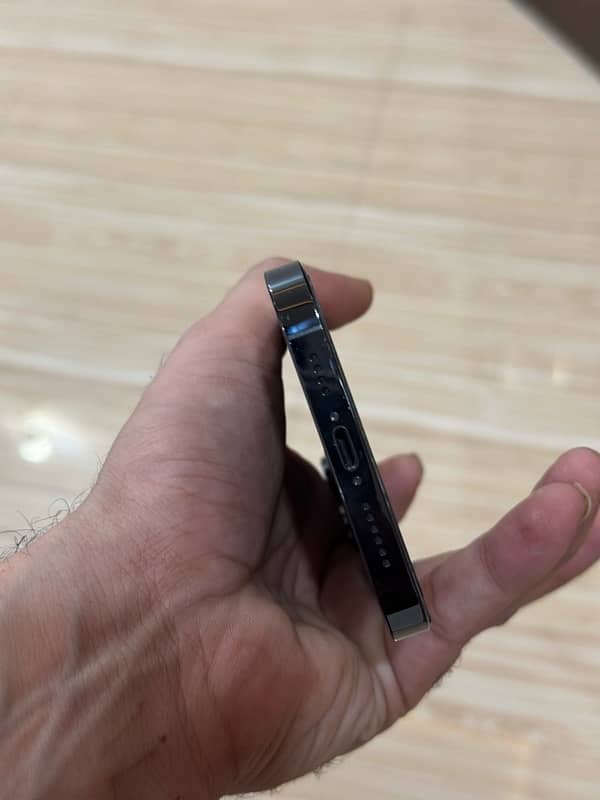 14 pro max jv physical sim 512 gb black colour condition 9/10 7