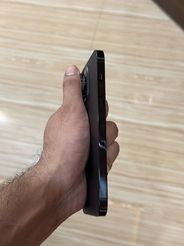 14 pro max jv physical sim 512 gb black colour condition 9/10 8