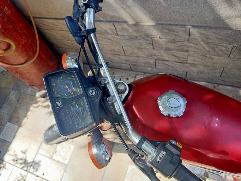 HONDA CG125|Model 2014| |RED COLOUR 2