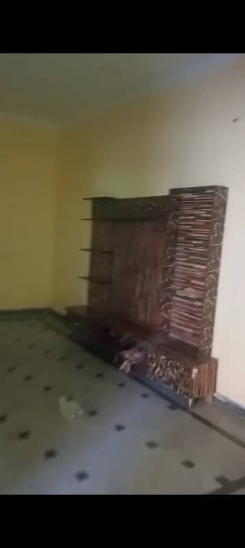 10 Marla Lower Portion Available For Rent 2