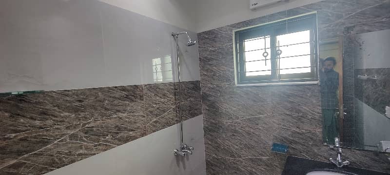 Brand New 10 Marla Corner House For Sale Facing Park 2