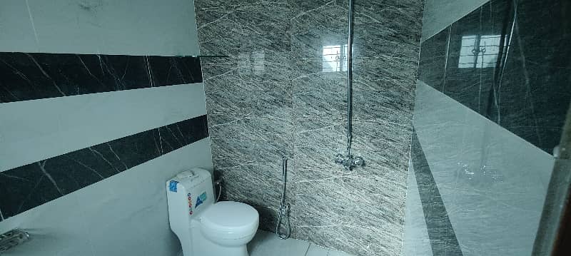 Brand New 10 Marla Corner House For Sale Facing Park 21