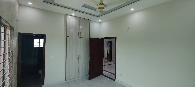 Brand New 10 Marla Corner House For Sale Facing Park 26