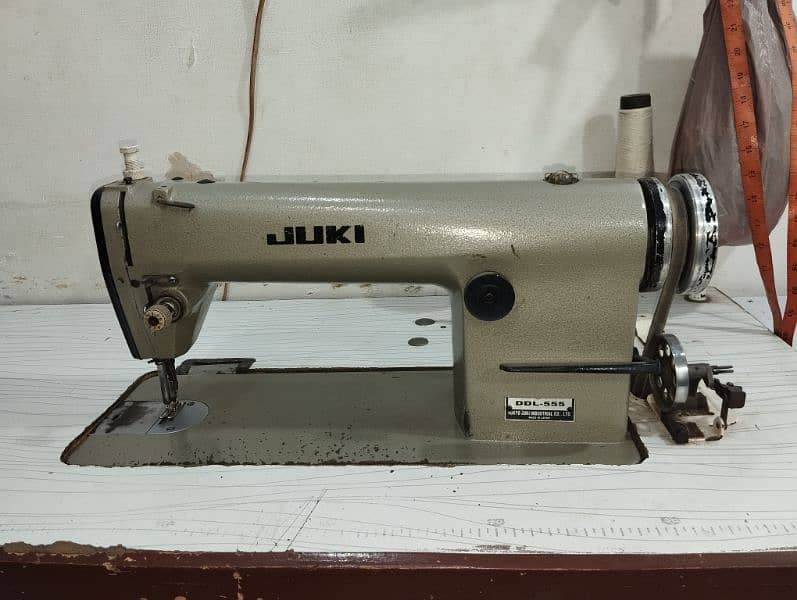 Juki DDL-555  Silai Machine  Bohat Achi Condition Urgent Sale, 0