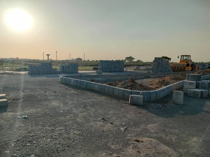 1 Kanal Plot Corner And Facing Park 6