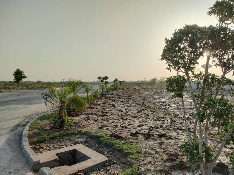 1 Kanal Plot Corner And Facing Park 8
