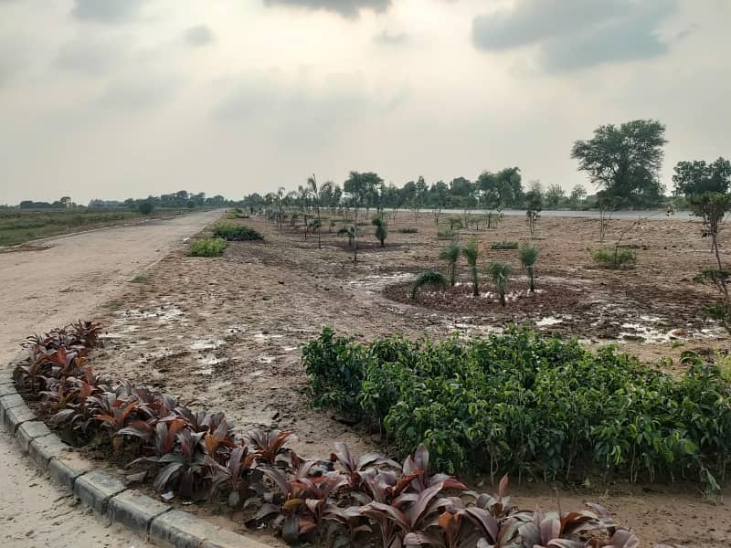 1 Kanal Plot Corner And Facing Park 9
