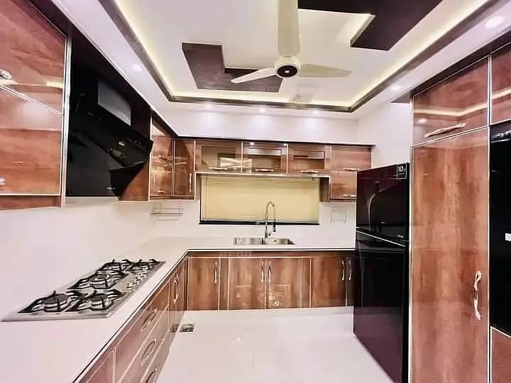10 Marla Full House Available For Rent Juniper Block Bahria Town Lhr 9