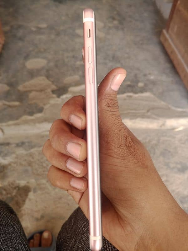 iphone 7 plus non pta lush condition battery health 74 3