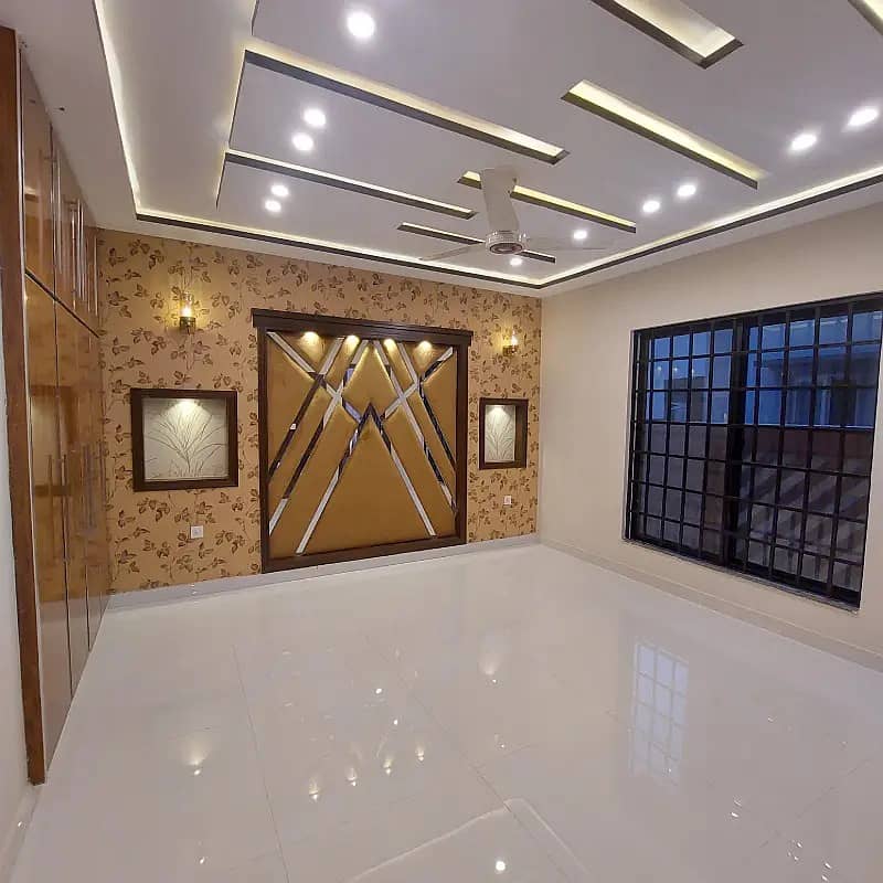 10M. Full House Available For Rent Gull Bahr Block Bahria Town Lhr 1