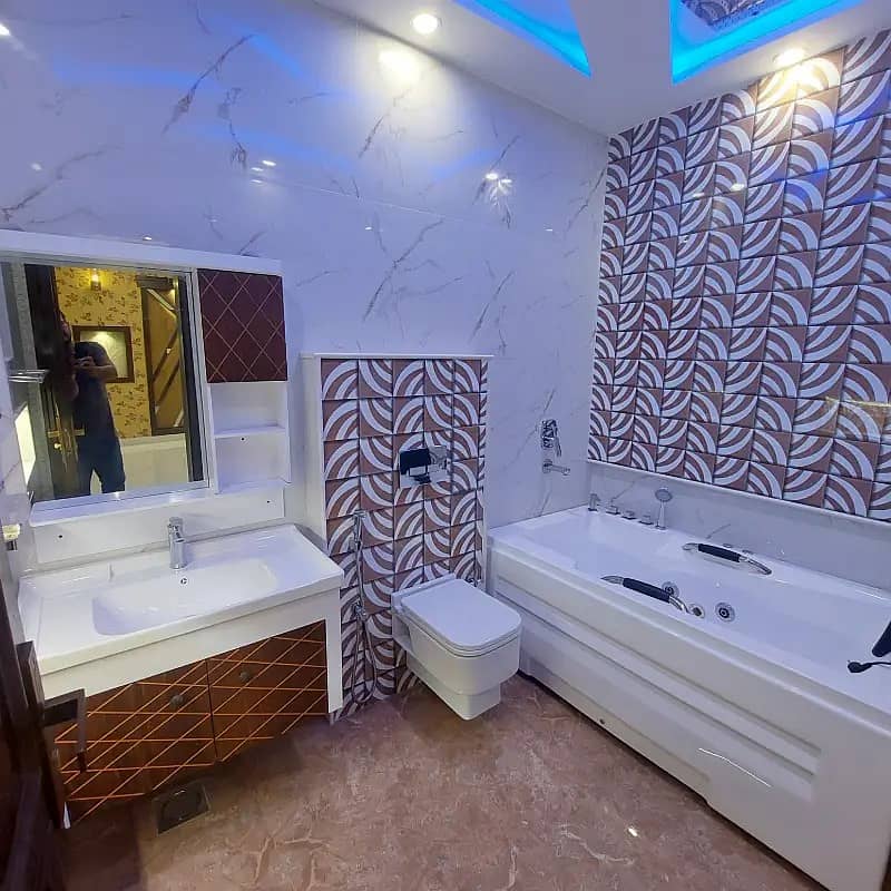 10M. Full House Available For Rent Gull Bahr Block Bahria Town Lhr 3