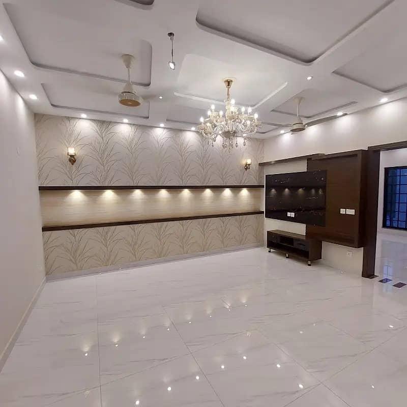 10M. Full House Available For Rent Gull Bahr Block Bahria Town Lhr 9