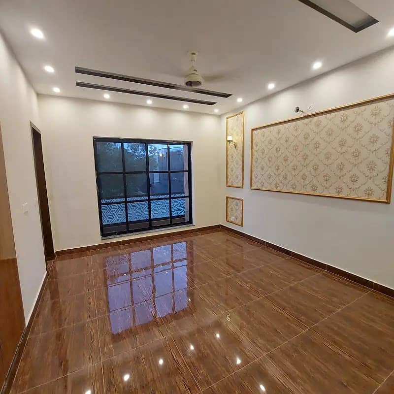 10M. Full House Available For Rent Gull Bahr Block Bahria Town Lhr 10