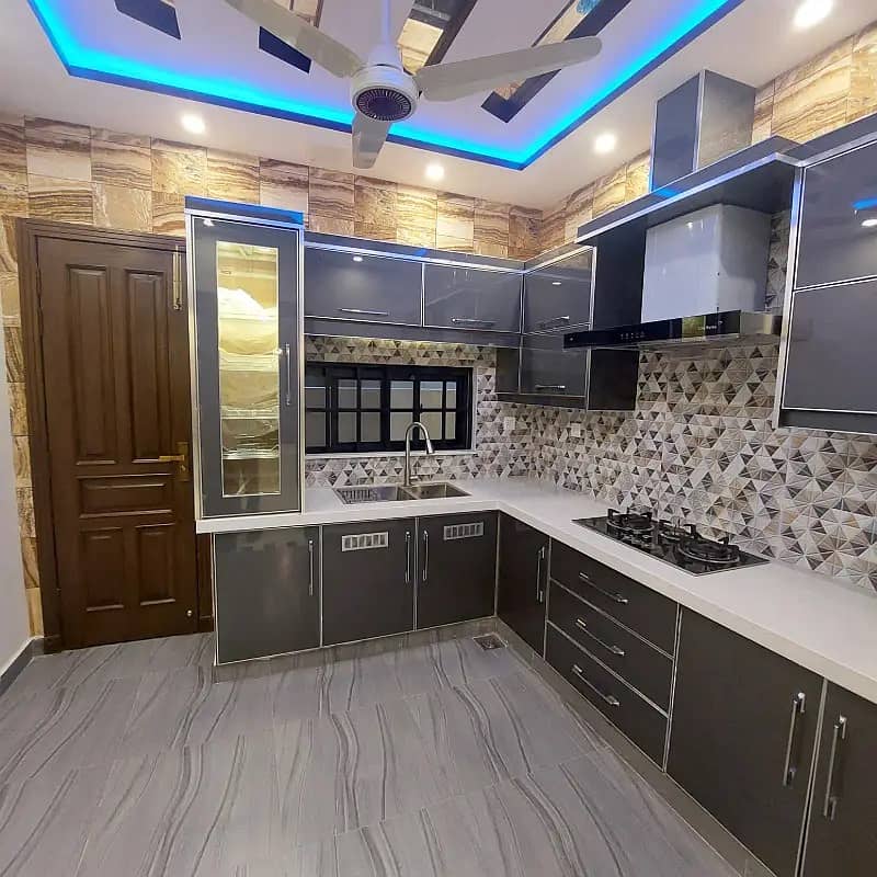 10M. Full House Available For Rent Gull Bahr Block Bahria Town Lhr 12