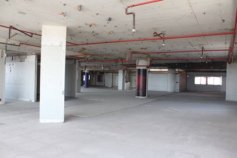 Book A 20971 Square Feet Office In I. I. Chundrigar Road 2