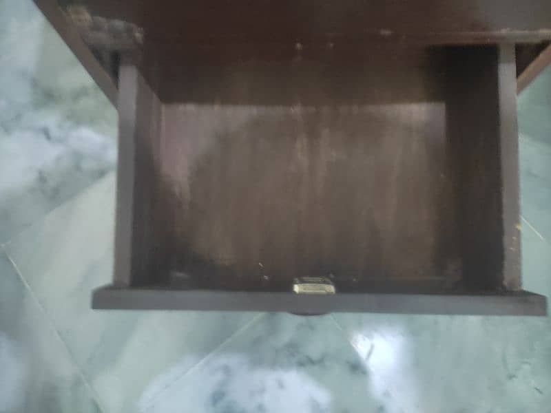 Office Table for sale 3