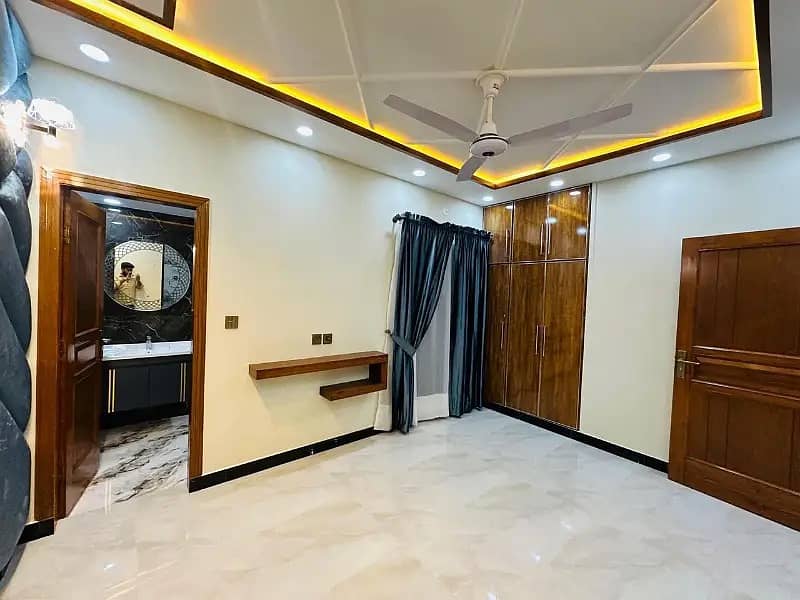 05 Marla Full House Available For Rent AA Block Bahria Town Lahore 2