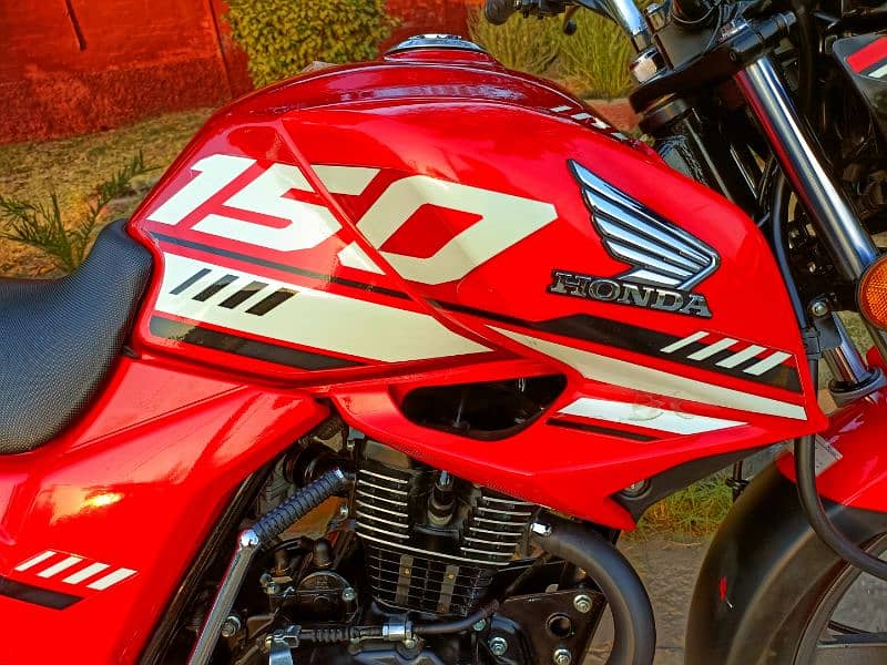 Honda CB 150cc 2024 03283767676 12