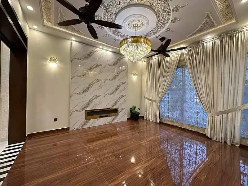 10 Marla Full House Available For Rent Jasmine Block Bahria Town Lahore 2