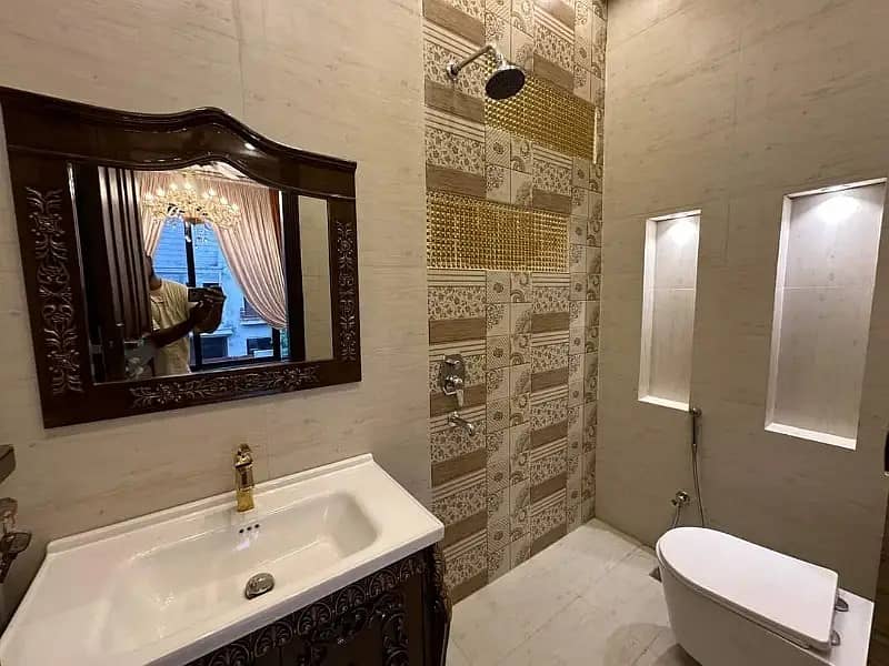 10 Marla Full House Available For Rent Jasmine Block Bahria Town Lahore 5