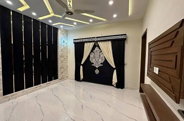 10 Marla Full House Available For Rent Jasmine Block Bahria Town Lahore 13