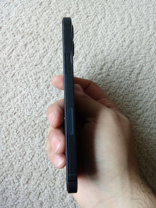 Iphone 12Pro Blue color 1