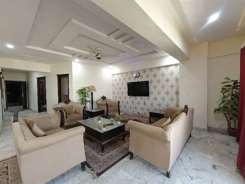 On Excellent Location 2100 Square Feet Flat For sale In Khudadad Heights Islamabad 2
