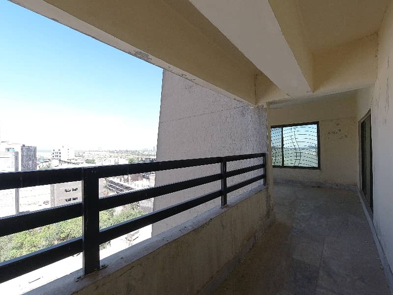 On Excellent Location Khudadad Heights Flat Sized 2100 Square Feet 12