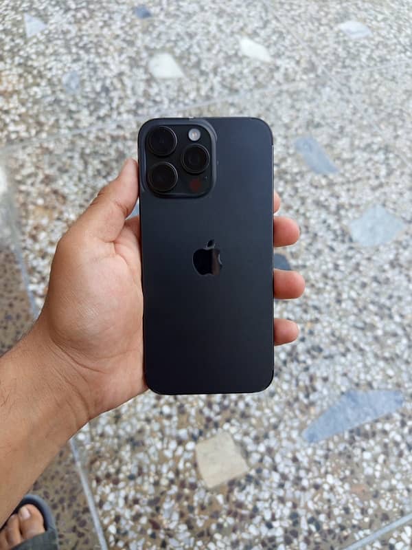 iphone 15 pro max 10by10 conditon 2